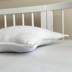 white-star-velvet-pillow-MAXWH6005-ingvart-2
